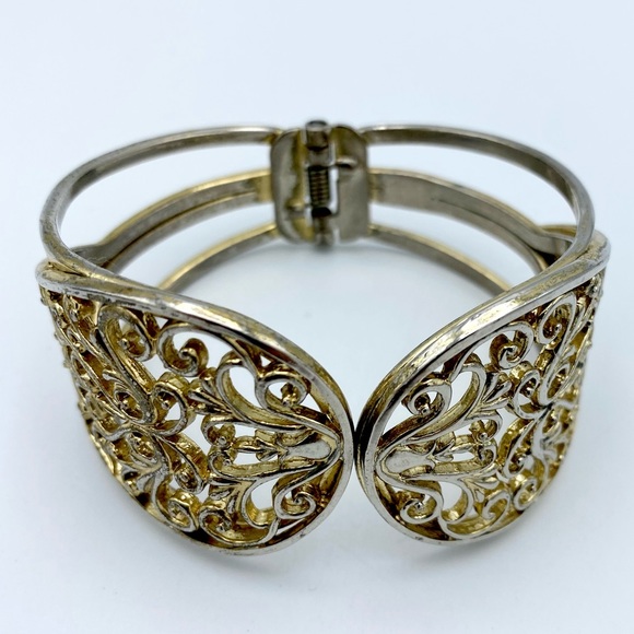 FREE w/Purchase Ornate Gold Tone Oval Shaped Clamper Bracelet - Picture 3 of 15